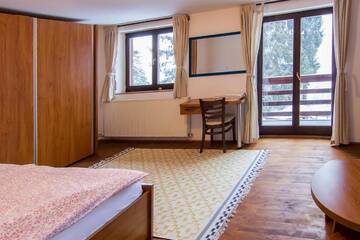 Фото номера Шале Шале Charming Chalet Timisul de Sus г. Тимису-де-Сус 81