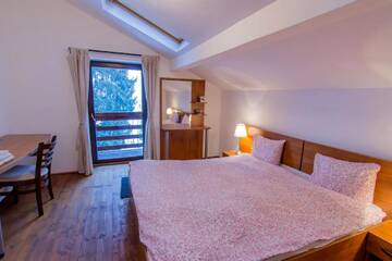 Фото номера Шале Шале Charming Chalet Timisul de Sus г. Тимису-де-Сус 34